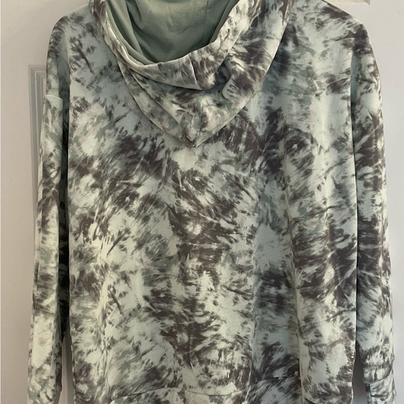 H Halston Studio Tonal Tie Dye Aqua Gray Hoodie - NWT - Medium - Picture 10 of 10